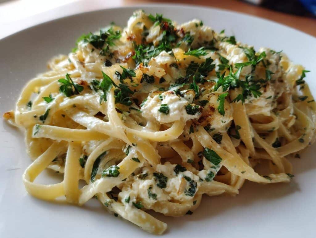 Protein Nudeln mit Hüttenkäse